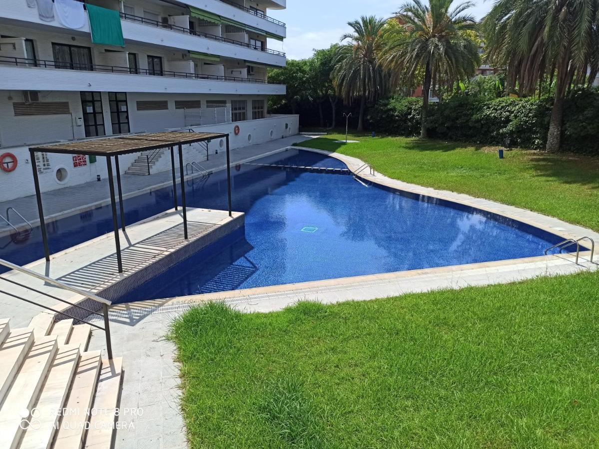 Apartaments Familiar Cerca Port Aventura Salou Exteriör bild